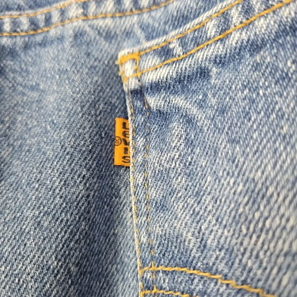 Vintage Levi's 505 Classic Straight Leg Orange Tab Jeans men's size 38x34, 1993